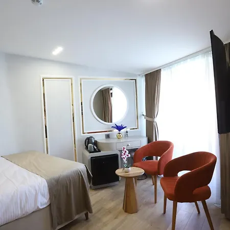 The Aramis Suites