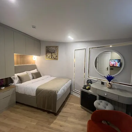 The Aramis Suites