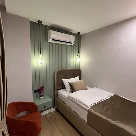 Hotel The Aramis Suites