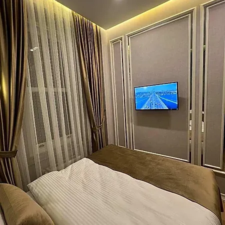 The Aramis Suites