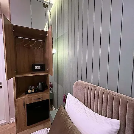 Отель The Aramis Galata